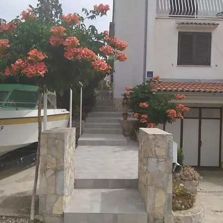 Apartment Mario Brodarica (Sibenik-Knin)