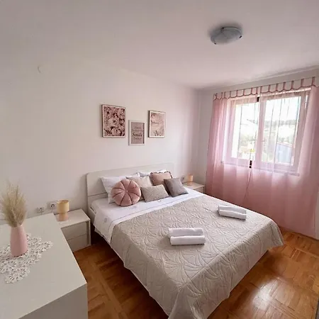 Apartment Mario *